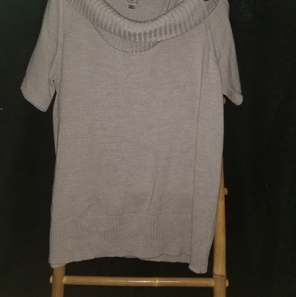 Sweater - Picture 2 of 5